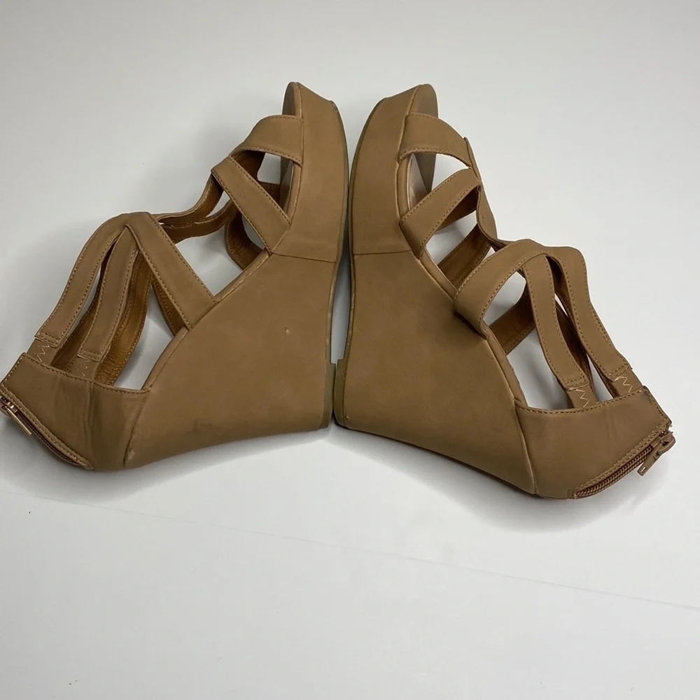 Top Moda Tan Strappy Wedge Sandals With Zipper Back For Women Size‎ 10